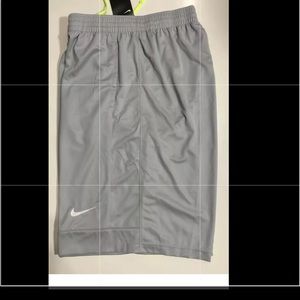 NIKE MEN’S XL SHORTS NWT